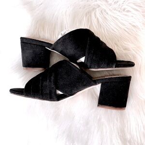 New Beast Fashion Sandals Womens Size 7 Black Suede Peep Toe Chunky Mule Heel